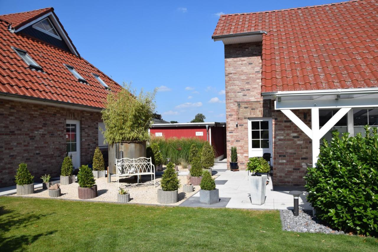 Wellness Appartements Ostfriesland Ihlowerfehn Exterior photo