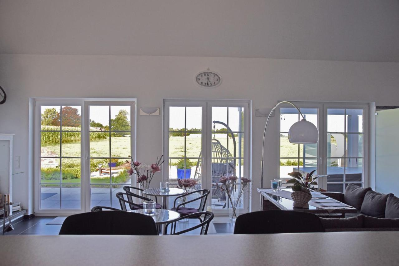 Wellness Appartements Ostfriesland Ihlowerfehn Exterior photo